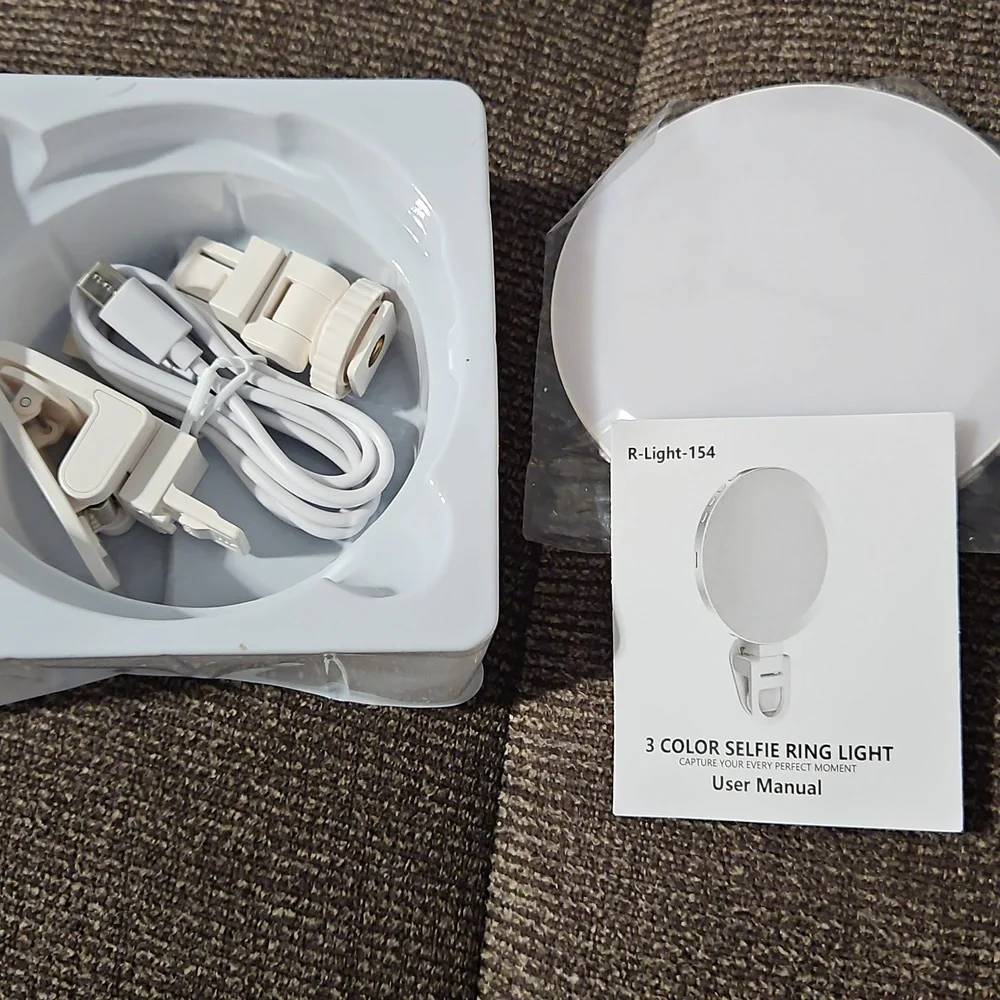 NWT Lighting Professional LED Portable Ring Light - Picture 3 of 5